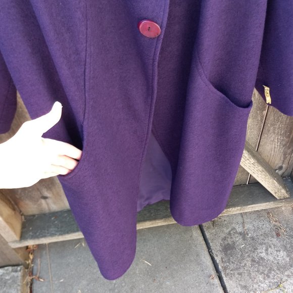 Retro Purple Car Coat with Attached Scarf - Picture 2 of 16